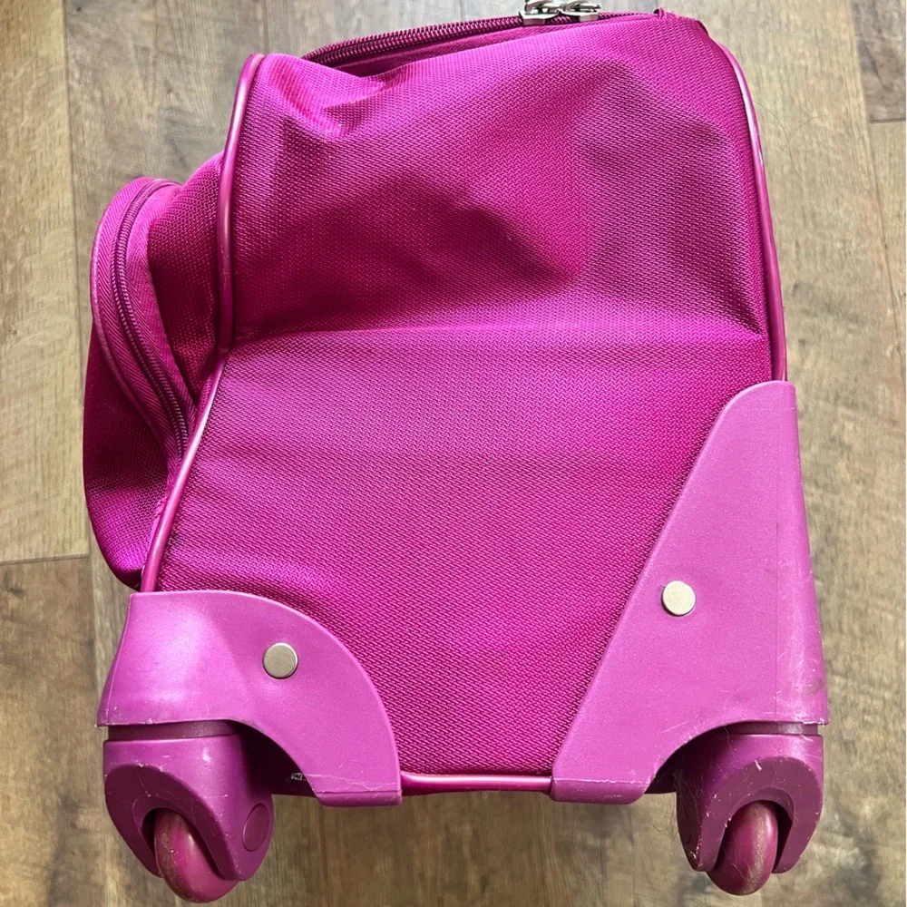 Ellen Tracy Magenta Travel Bag - Picture 3 of 11